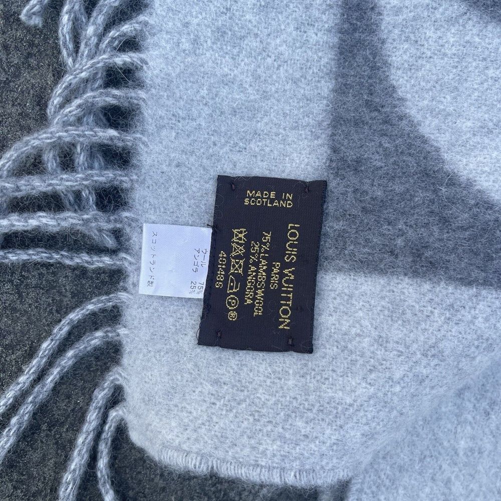 LOUIS VUITTON LV Logo Long Muffler 75% Lambswool 25% Angora Gray - Picture 3 of 7
